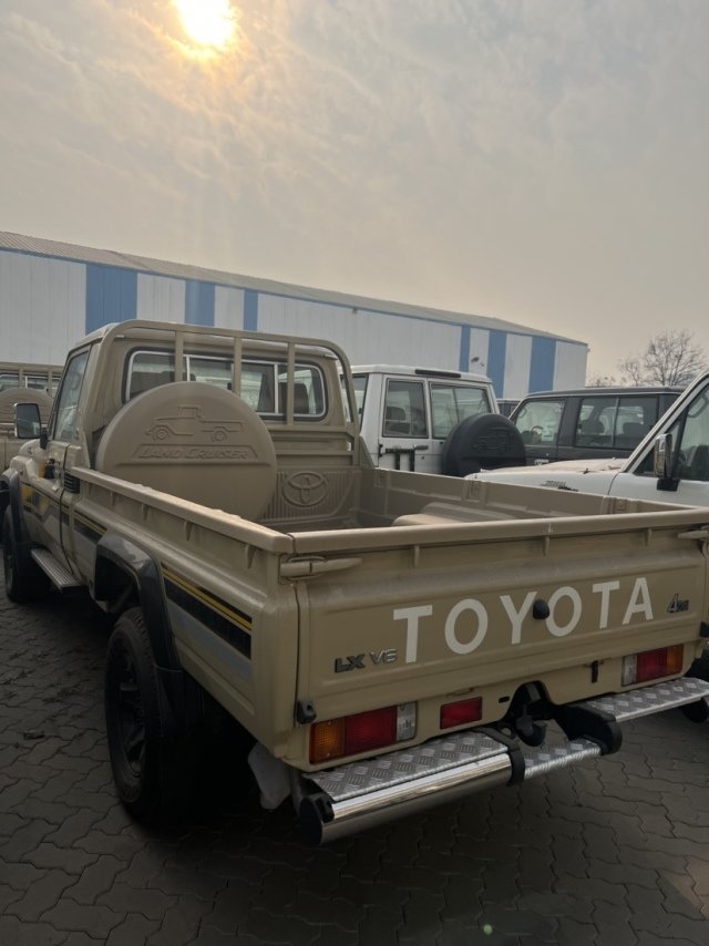 22款丰田lc79七十周年国六价格60多万