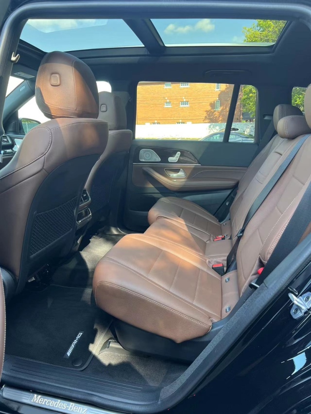 中期改款24款奔驰gls4507座amg包年底港口现车充足106万