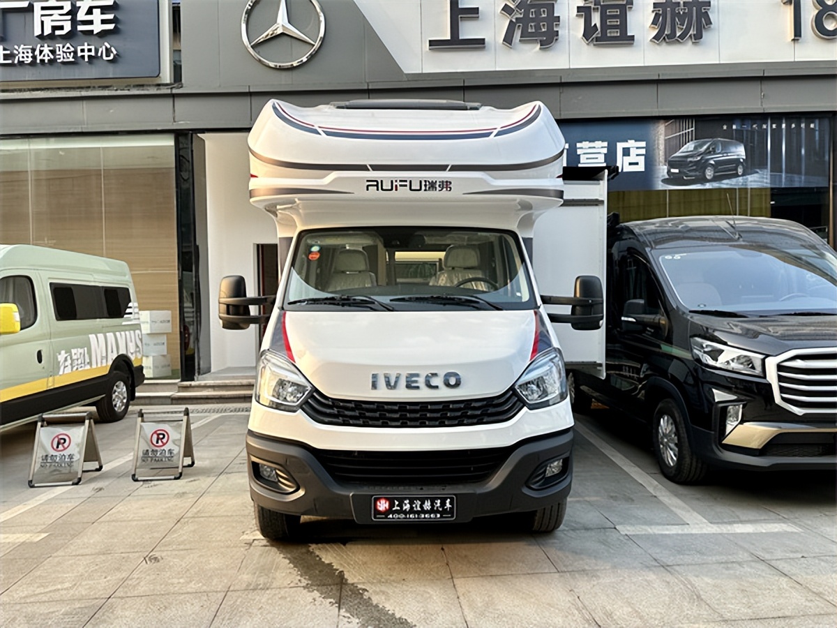 瑞弗v82065吨双拓展房车蓝牌c照即可驾驶