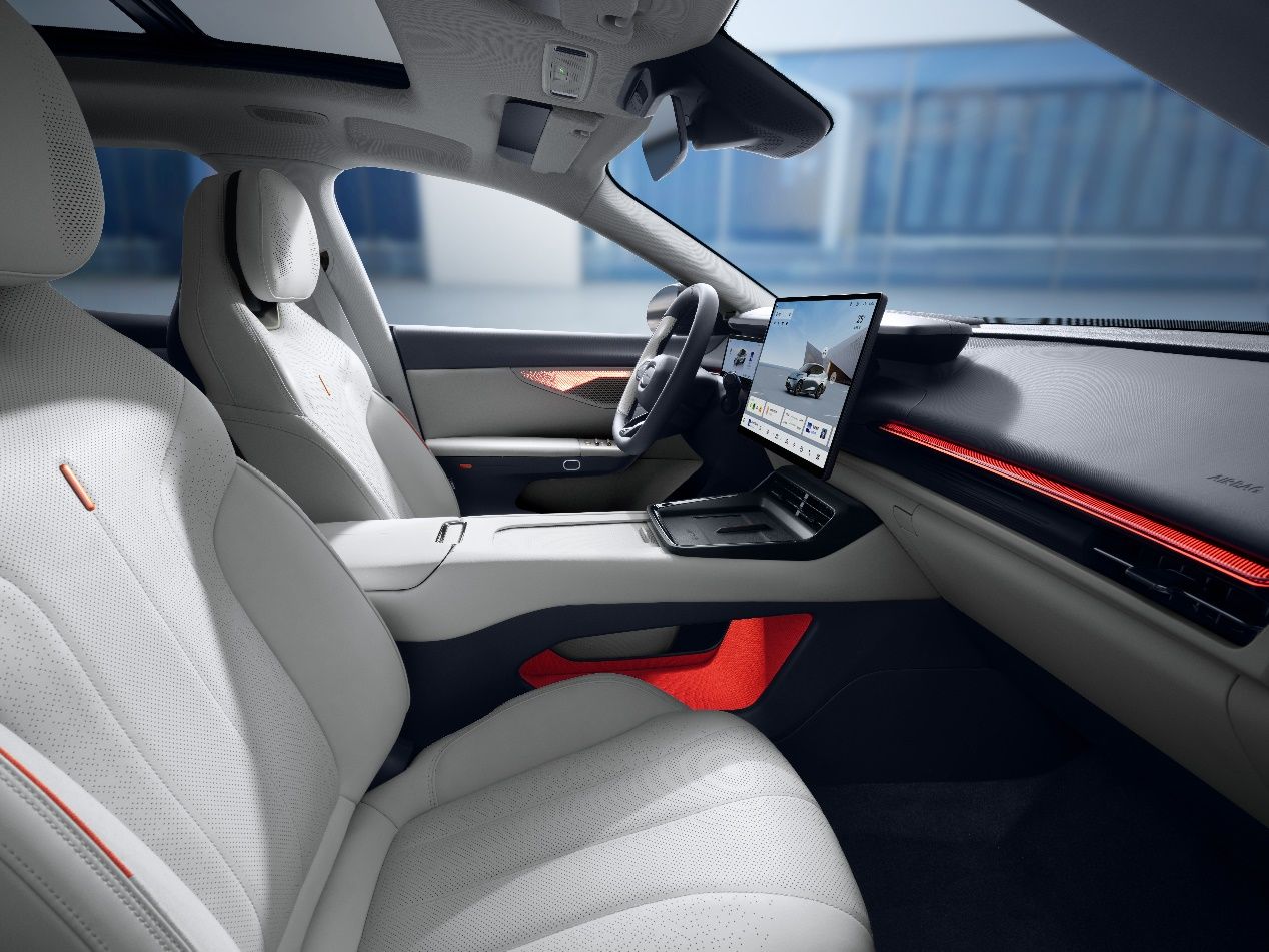 都市对立美学进阶领克07emp首秀彰显品味魅力