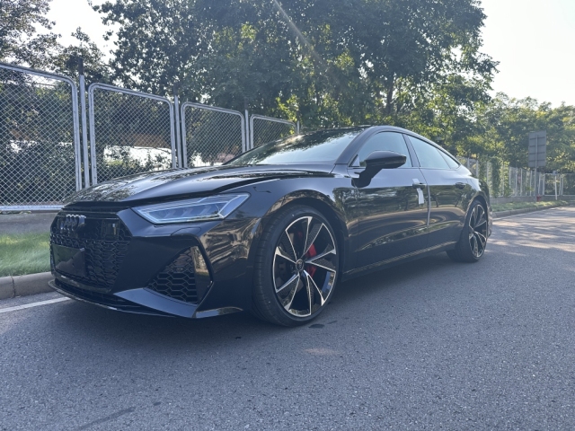 2023款奥迪a7现车30t最低报价50几万可分期