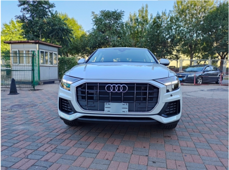 23款奥迪q8现车降价优惠全国可分期平行进口版特价来袭