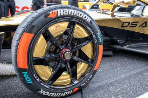 F1橙胎图片