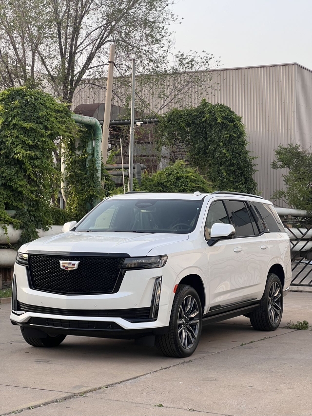 2024款凯迪拉克凯雷德 6.2l加长现车参数性能详解 落地优惠报价