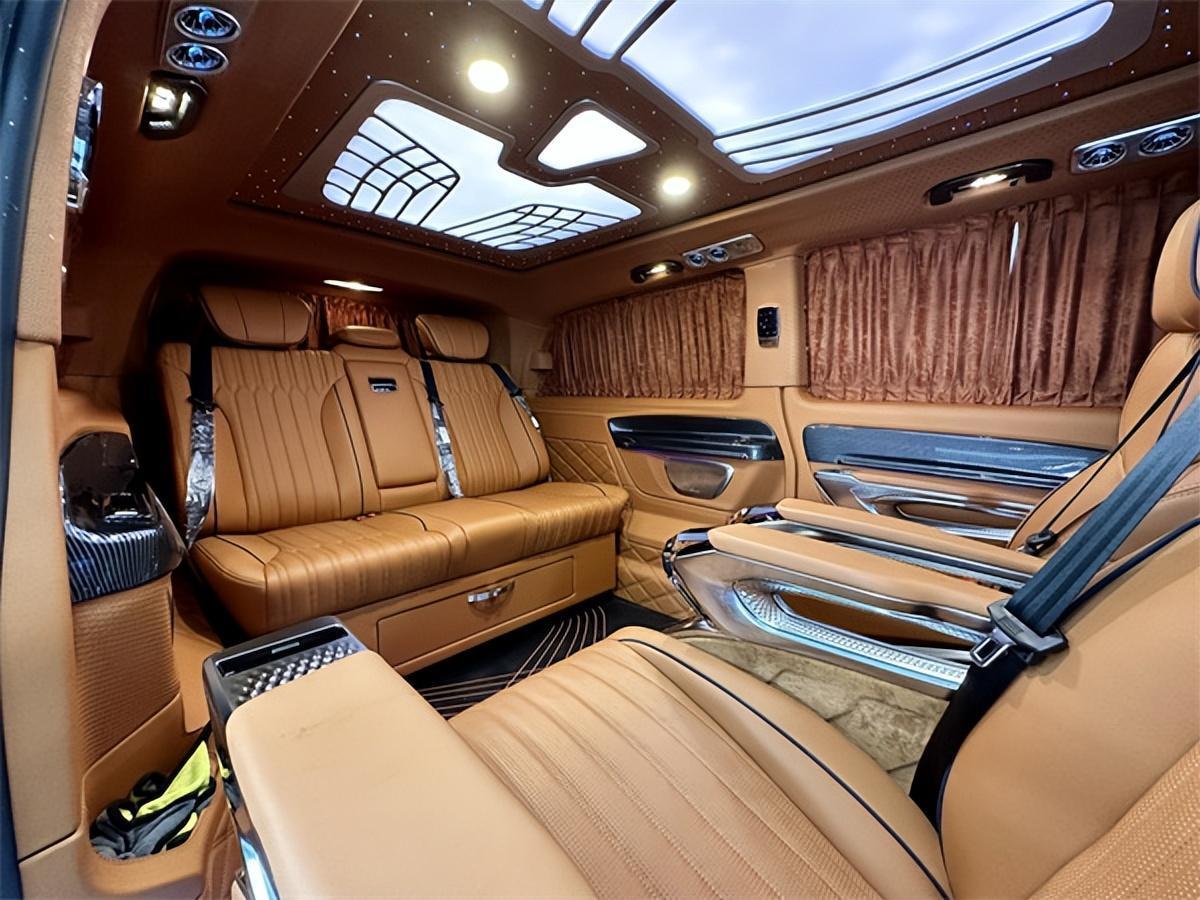 奔驰威霆平顶豪华七座商务车,全新现车36.8万起